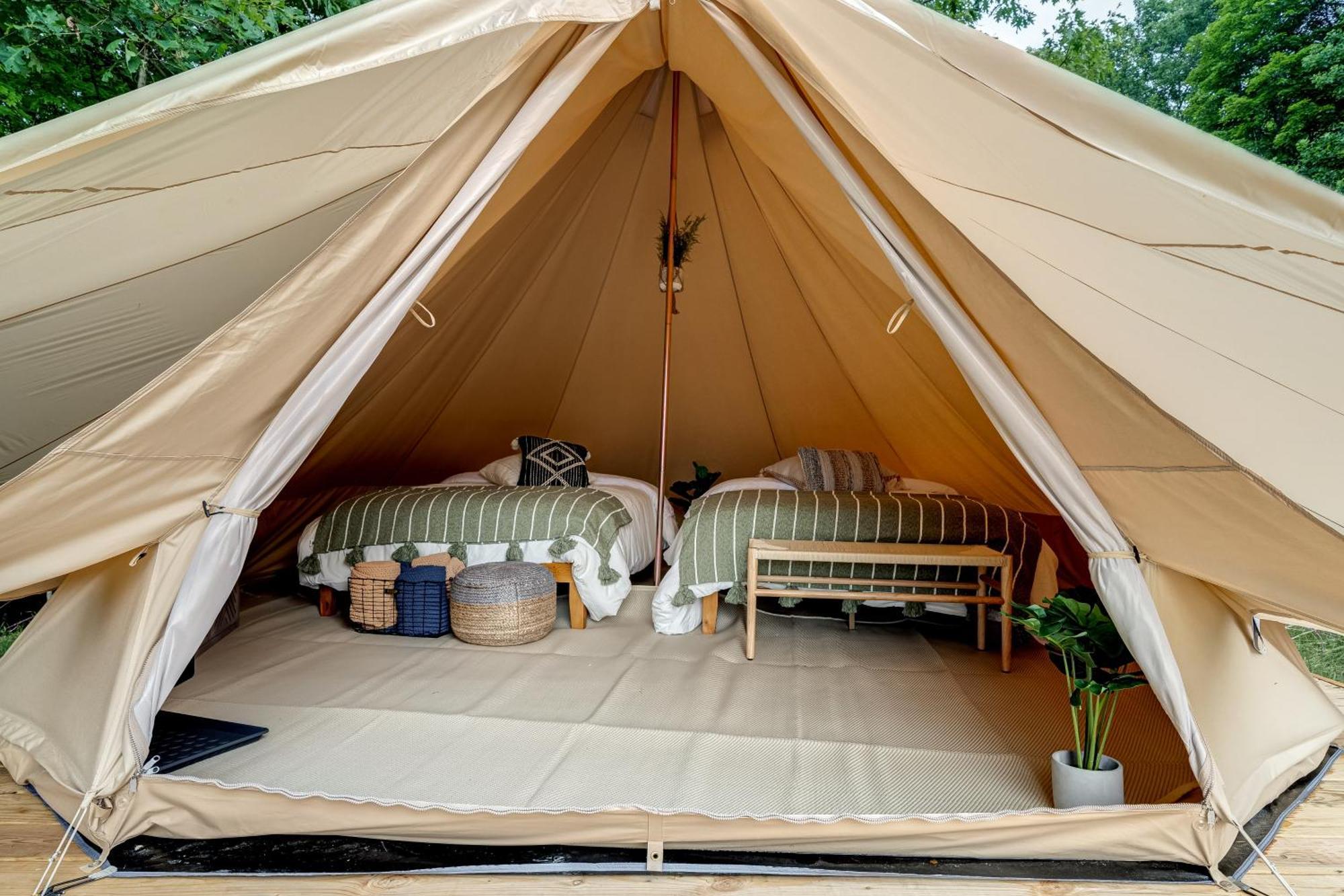 Отель Firefly Ridge Luxury Retreat Great Cacapon Экстерьер фото