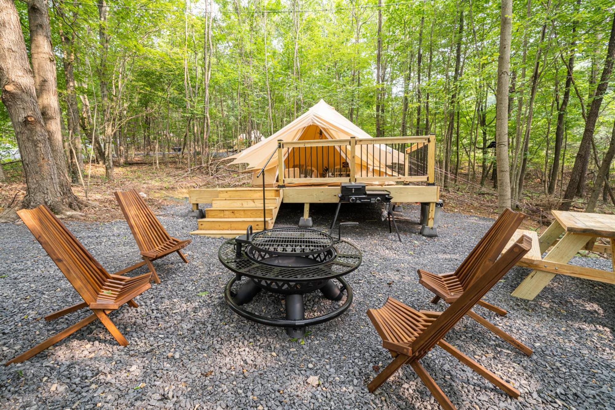 Отель Firefly Ridge Luxury Retreat Great Cacapon Экстерьер фото